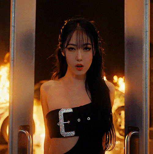 vampyrlig:  SinB — PULL UP MV