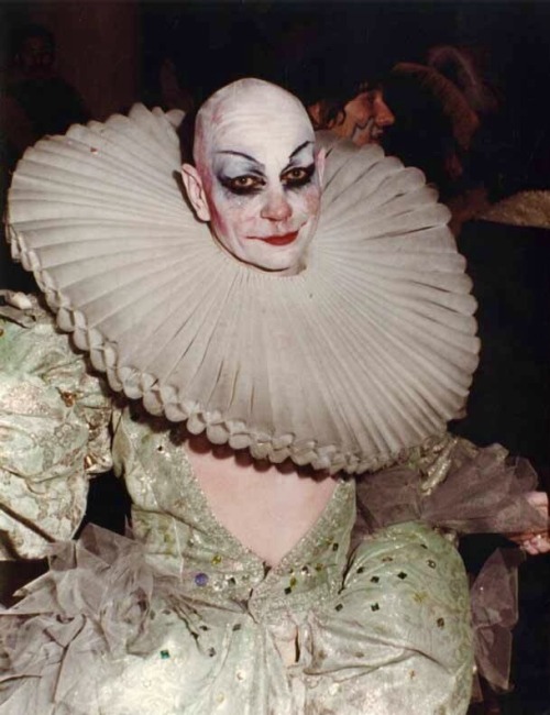 sunsetpeople: Lindsay Kemp