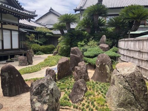 ＼おにわさん更新情報／ ‪[ 香川県小豆島町 ] 栄光寺庭園・龍門庵 Eiko-ji Temple Garden, Shodoshima, Kagawa の写真・記事を更新しました。 ーーアート巡りの