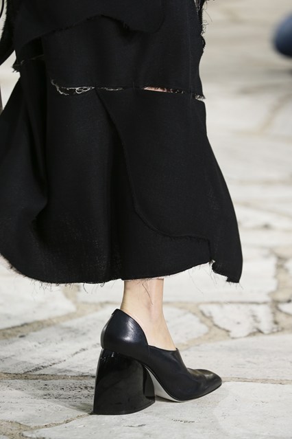 hautedeath:Loewe ss 15
