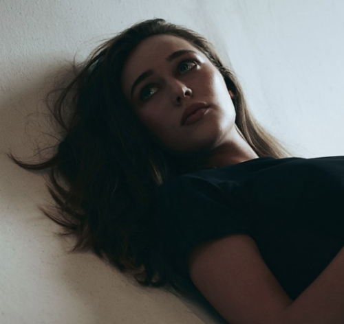 debnamcareyonly: 22 septembre 2015 : Photoshoot of Alycia Debnam-Carey for Flaunt Magazine.