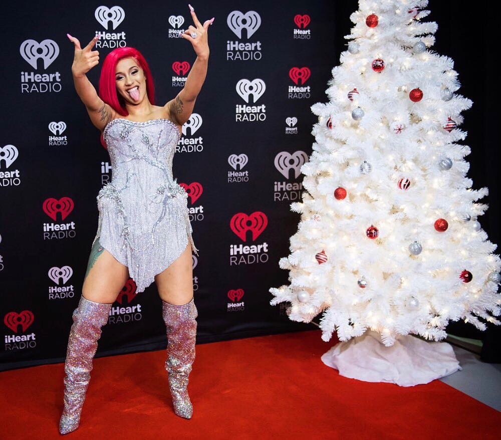 cardiiib:  🍒