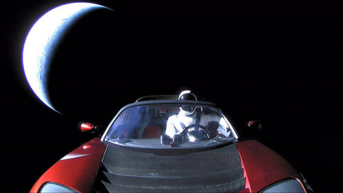 littlelimpstiff14u2: Starman! SpaceX Elon Musk’s Tesla Roadster and Starman cruise away from 