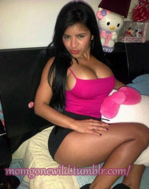 latinashunter:  malo1967:  😈 😈 😈    Sexy Girls Dayum!!!  Sexy ass Latina