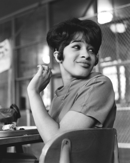 swoonatra:Ronnie Spector photographed in the cafeteria of George Washington High School in New York City during her senior year before The Ronettes became famous, 1961