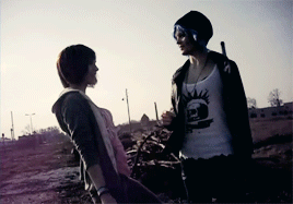 ambris-art:  primal-eyes:  Life is Strange, especially when two crazy ones meet again.Chloe : devilxladyMax : myself  Wow’s that’s some pretty spot on cosplay