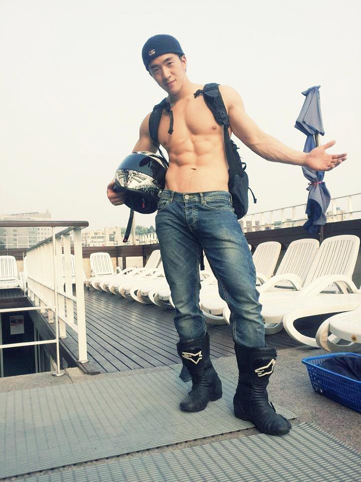 Asian Hot Guys