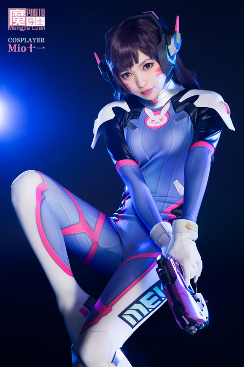 overbutts:  D.Va Cosplay   cutie! <3 porn pictures