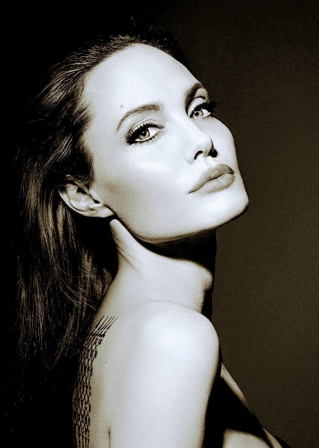 Angelina Jolie ?❤⭐?