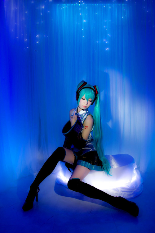 Vocaloid - Miku Hatsune (Ivy) 2