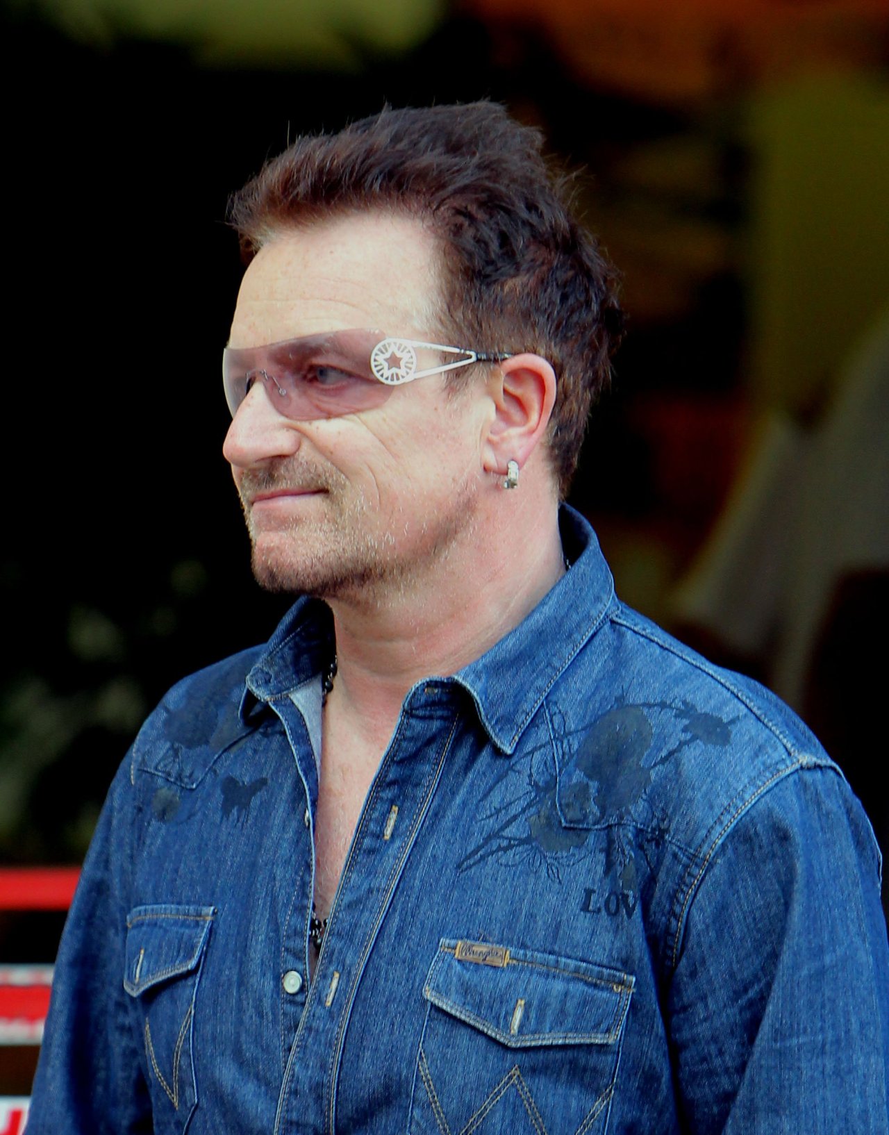 Been a while since I posted a photo of Bono here on tumblr. Here’s lovely one of Bono taken in the summer 2010 while on holiday in the south of France. Loving his demin shirt!