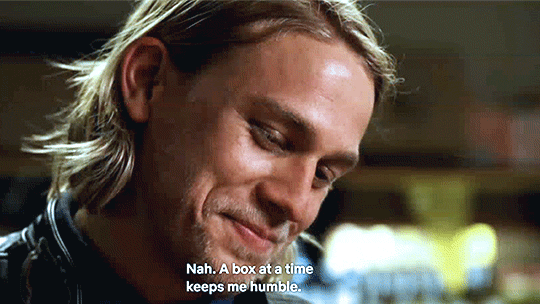 Charlie Hunnam Gif On Tumblr