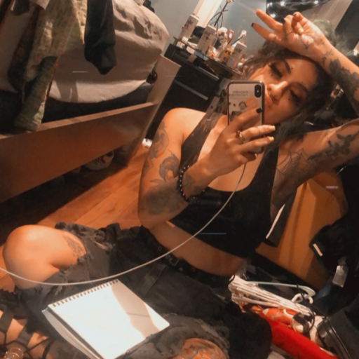 Loviely: I Wanna Be Loved……. Like Overwhelmingly Loved…. 