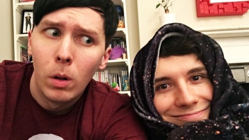 energeticwarrior:you’ve been visited by the rare wholesome howell and lighthearted lester