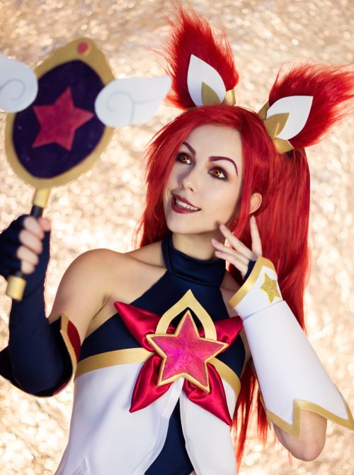 whybecosplay:   LoL - Star Guardian Jinx by Helen Stifler