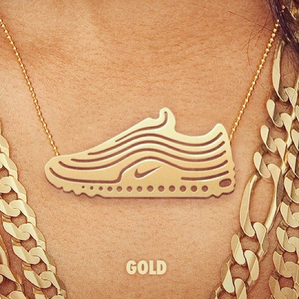 leimailemaow:  #ineedthis #97 #gold #nike #airmax #necklace #woooo 