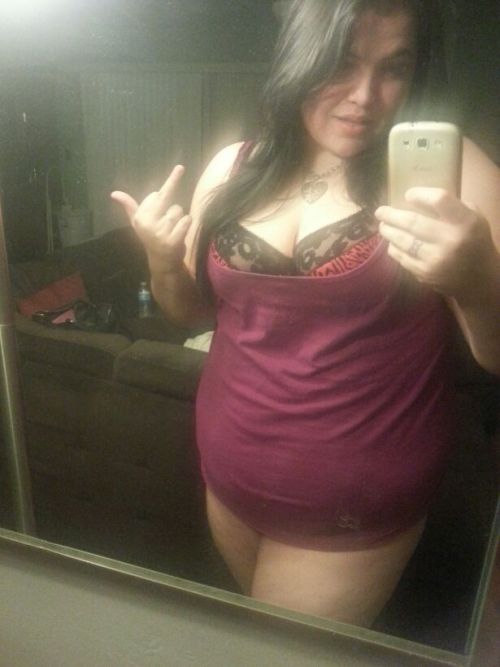 katskinx:  So I have a big tummy.   And beautiful!
