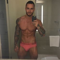 whitepapermuscle:Mike Chabot