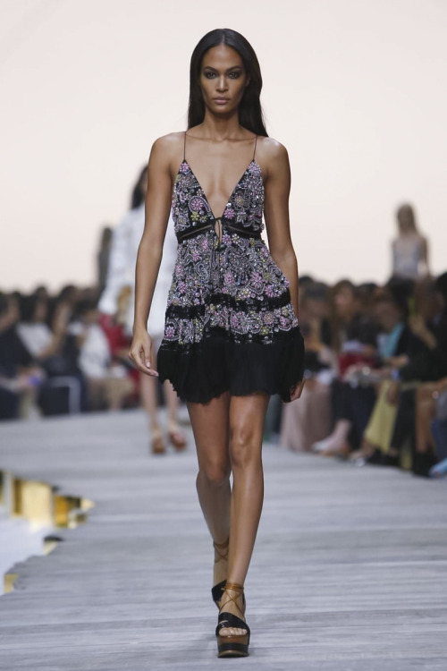 frackoviak:  ROBERTO CAVALLI SPRING 2015 | JOAN SMALLS 