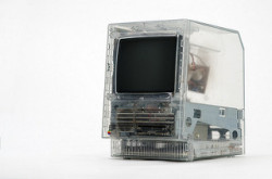amaki09:  Apple Macintosh SE clear case prototype | Flickr - Photo Sharing! 