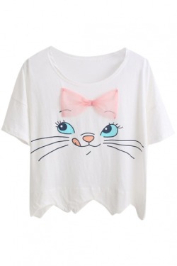 coffee-and-wood:    White Cat with Bow Scalloped Hem T-Shirt  