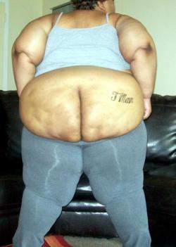 nycbbc718:  Ass out the tights damn her shit chunky