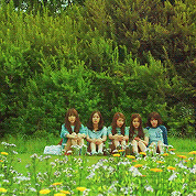 0506th: girls  x  colors:   green 💚
