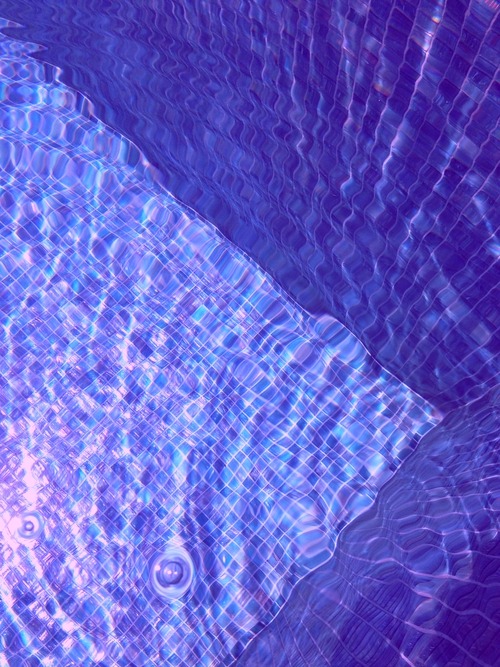 itsglowing:   it’s glowing  