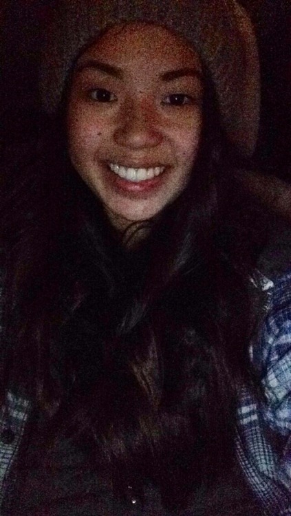 always taking selfies in the dark bc what is daylight ?