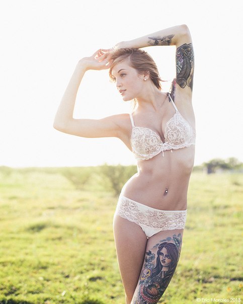 sexyinkedladys:  Torrie Blake