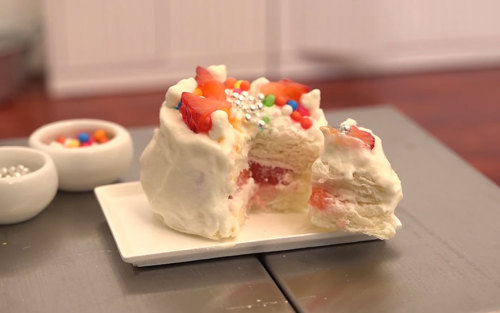 Man Bakes Tiny Cake Using Tiny Tools In A Tiny Kitchen