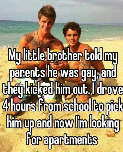 waistbandboy:  agenuineworld:  Best brother in the whole world, no kidding.  That’s real FAMILY and LOVE right there!  
