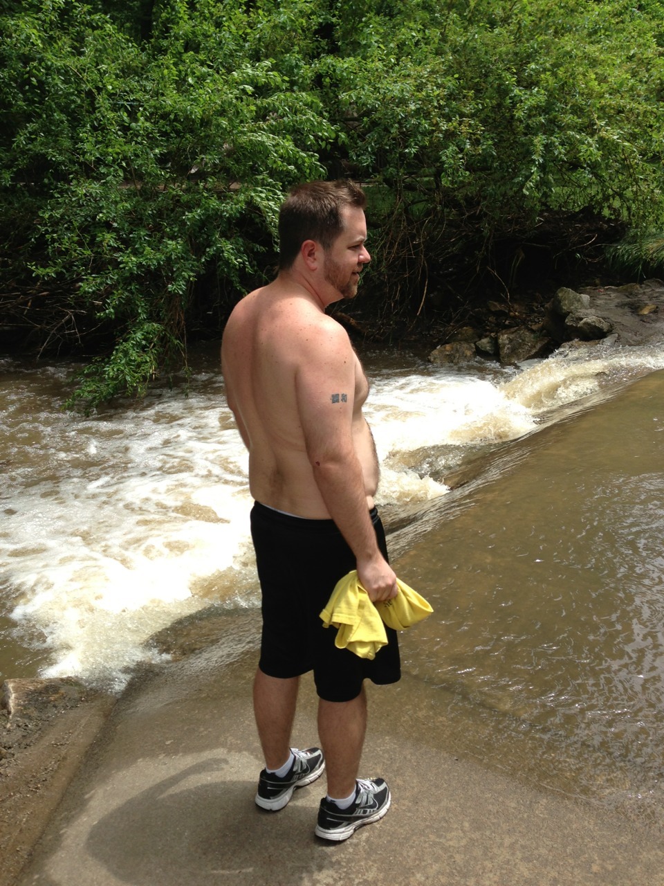 corsmos:  northerncubmn:  sleepswithteddy:  We got a lot of rain. The river by us
