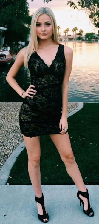 Longlegsandshortskirts