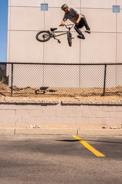 johnbmx:crazy dennis enarson!