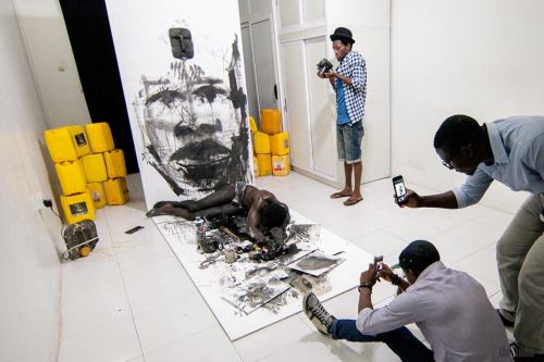 accrawalkintours:  THE CARBON MAN by Serge Attukwei ClotteyContemporary artist Serge Attukwei Clotte