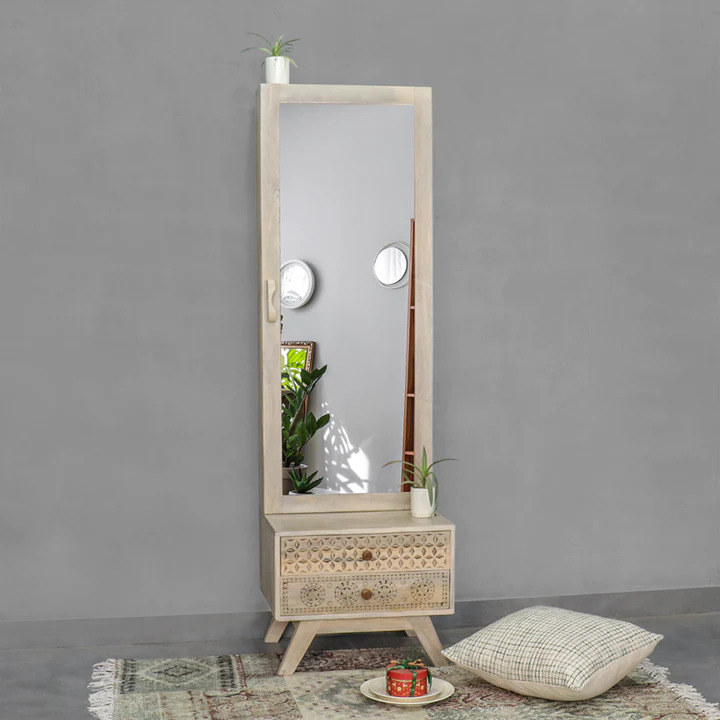 Dressing Tables & Mirrors are available at a huge discount