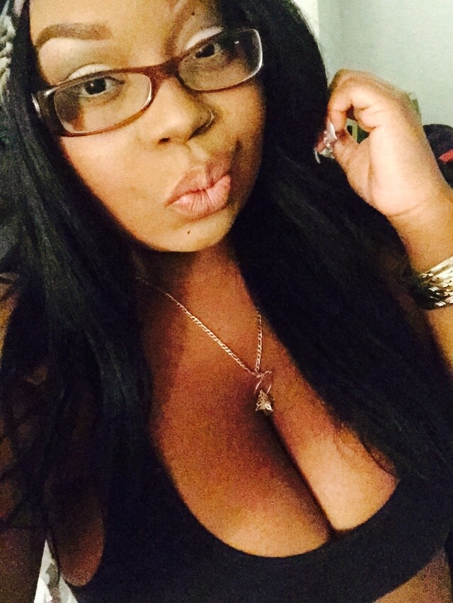 tattooed-lotus:  Bruh. I was playing in my make up &amp; I look cute AF. Head