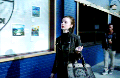 Kacey Rohl As Marina Andrieski In Episode 1x02: The Source Of Magic Of The Magicians (2016 -) 