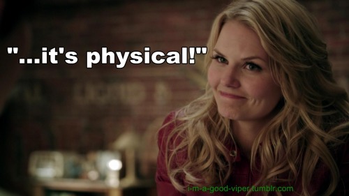 i-m-a-good-viper: Criminal - Britney Spears Swan Queen it’s cause of boobies