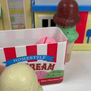 Toy Ice Cream Scoops !