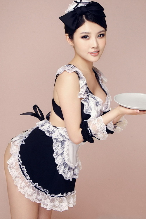 Sex yummmyasians:  How may I serve you master? pictures