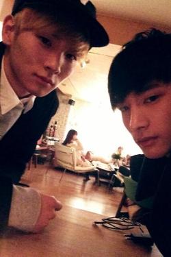 forevershiningshinee:  [Updated with another Selca] Park Hyeong Seop’s twitter update #2 - after coffee with SHINee’s Key 130110 Credit: sc1676  [Selca] Park Hyeong Seop’s twitter update - having coffee with SHINee’s Key 130110 - http://t.co/Uo9zIPmt