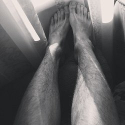 tfootielover:   a pair of nice looking feet