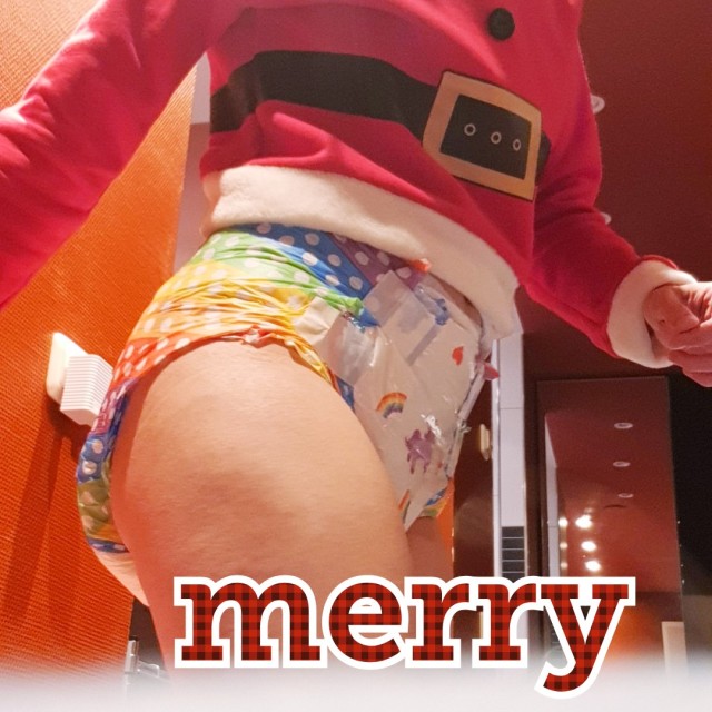 emma-abdlgirl:Merry Christmas! porn pictures