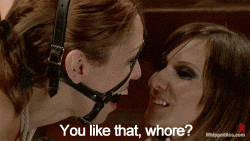 fh-bdsm:  Of course she does…