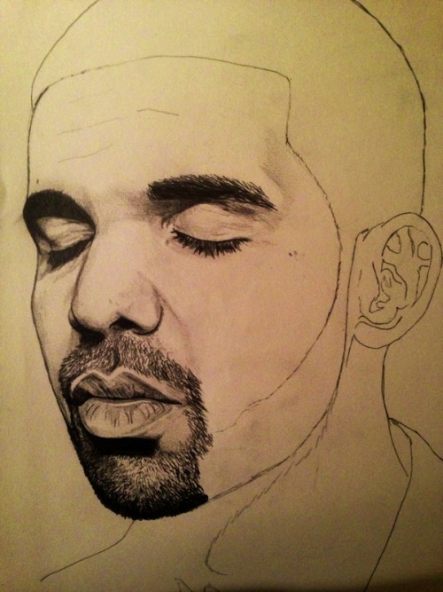 a-little:  sometimes I take pictures of my portraits at different stages and I usually erase them but I just saw these  
