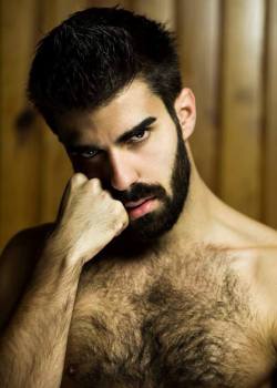 temporada-de-caza:  TEMPORADA-DE-CAZA: Hairy Men-Beard-Tattoo 