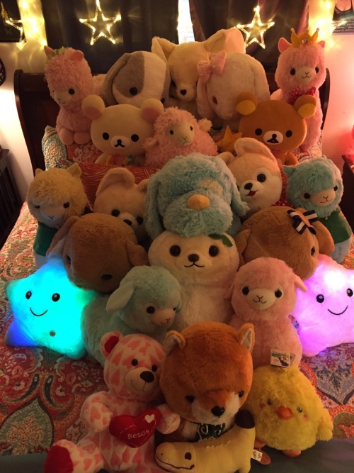 babyboyeren:  Introducing my stuffy collection!! The sharkies belong to daddy, cause even daddies like to snuggle things when they have bad days. As you can see, I’m a very spoiled boy. (ﾉ^ヮ^)ﾉ*:・ﾟ✧