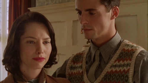 hemlock-in-the-cocktails:     Patrick and Julia Simmons     Matthew Goode a